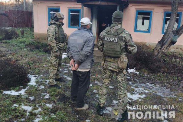 Житель Винницкой области ворвался в дом соседки и открыл стрельбу (ФОТО)