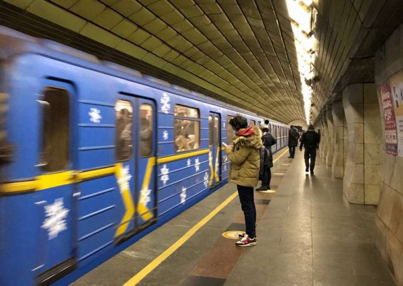 В Киеве могут закрыть пять центральных станций метро