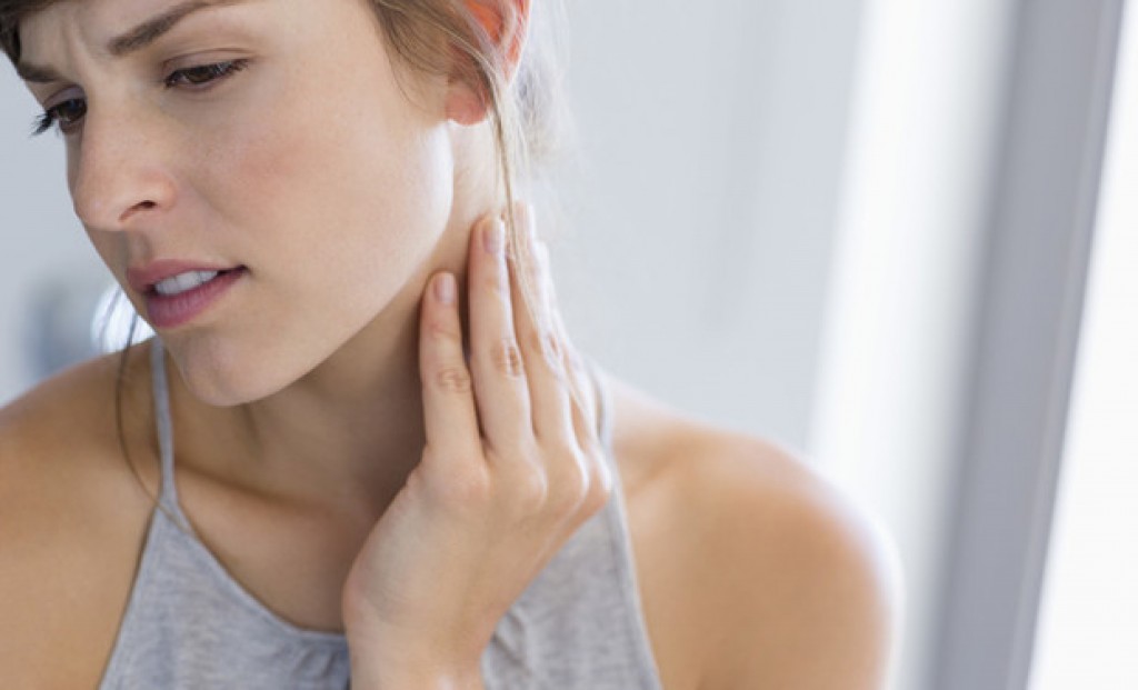 Продуло шею: возможные причины миозита, симптомы и способы лечения