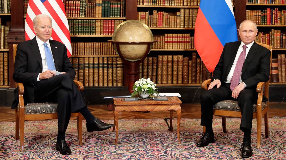 В. Воля: «Игра мускулами» между РФ и США будет продолжаться несколько лет»