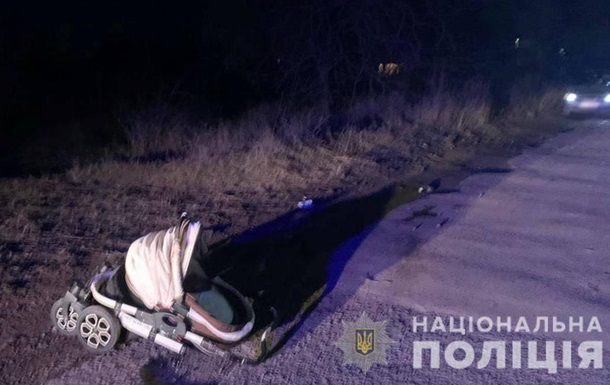В Одесской области пьяный водитель сбил маму с ребенком в коляске (ФОТО)
