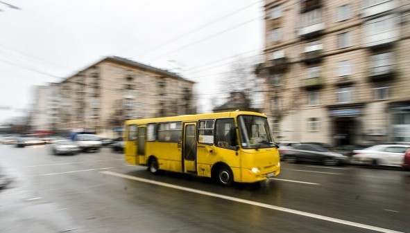 Если завтра война: В маршрутках Киева появились инструкции для пассажиров (ФОТО)