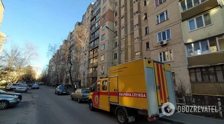 Киевлянка нашла труп матери в слое бетона на балконе: женщина пропала в 2016 году (ФОТО)