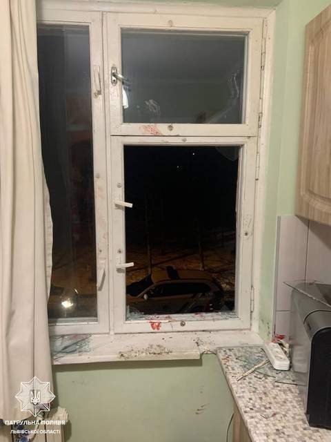 Львовянин под наркотиками ворвался в чужую квартиру через окно (ФОТО)