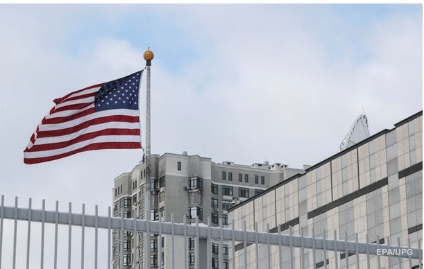 Посольство США эвакуируют из Киева во Львов &#8212; СМИ