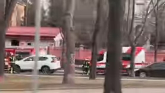 Во Львове с территории российского консульства валил дым (ВИДЕО)