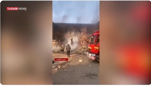 В Иране военный самолет врезался в школу (ВИДЕО) 