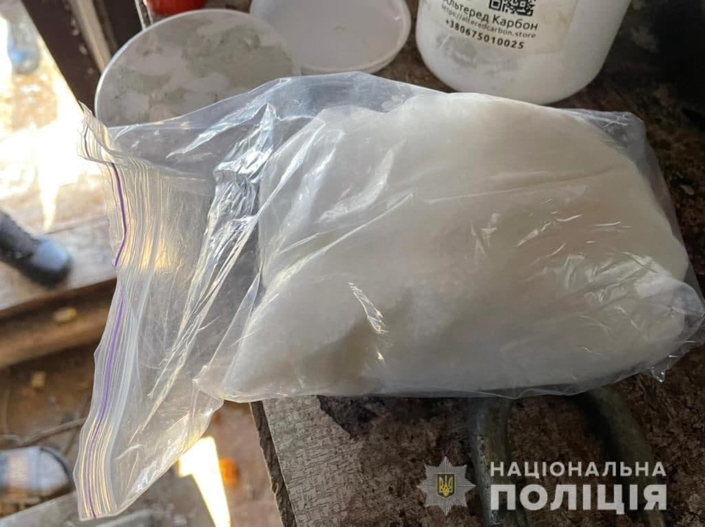 В Киевской области обнаружена крупная нарколаборатория (ФОТО, ВИДЕО)