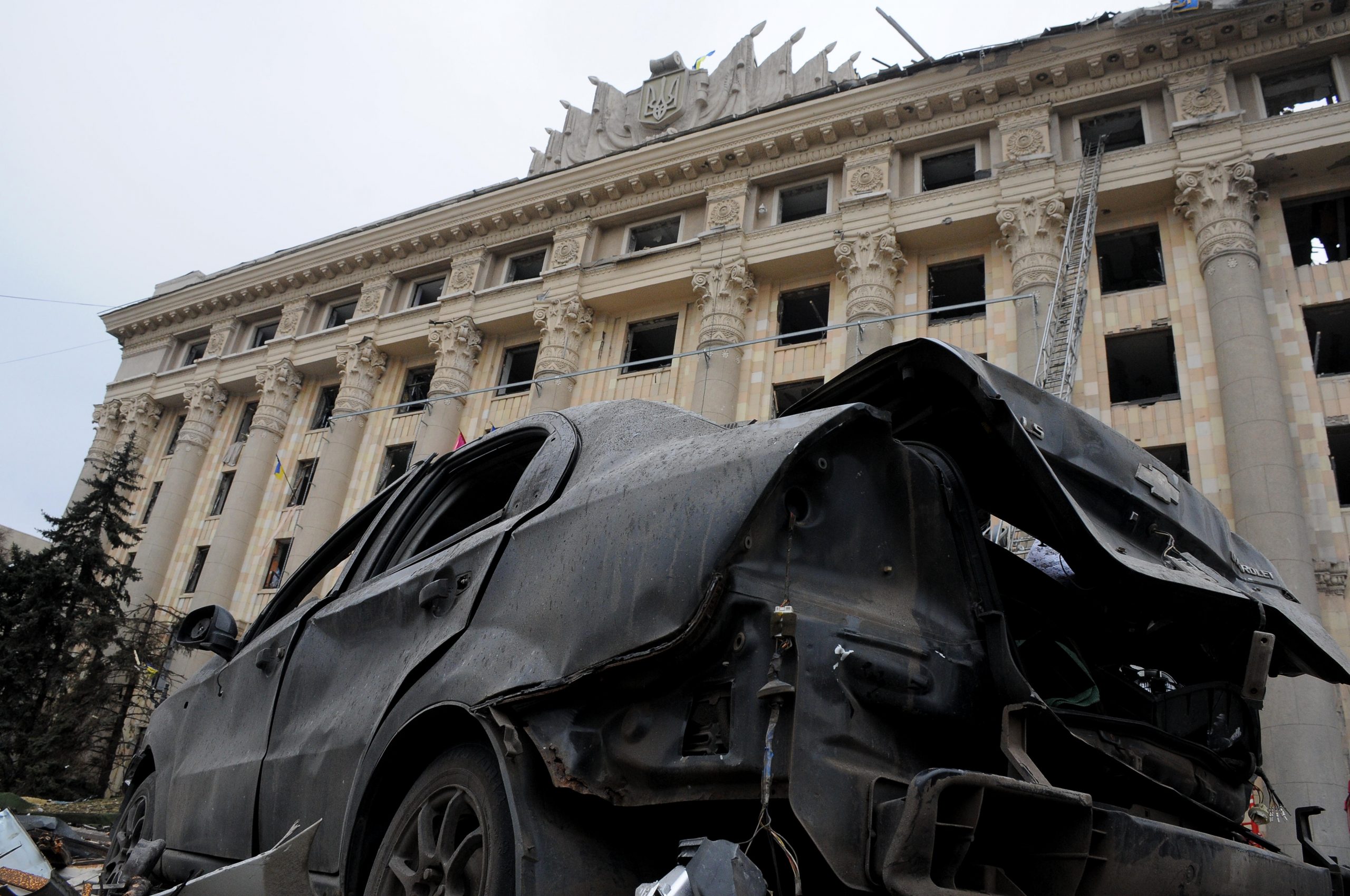 Российские войска разгромили Площадь Свободы в Харькове