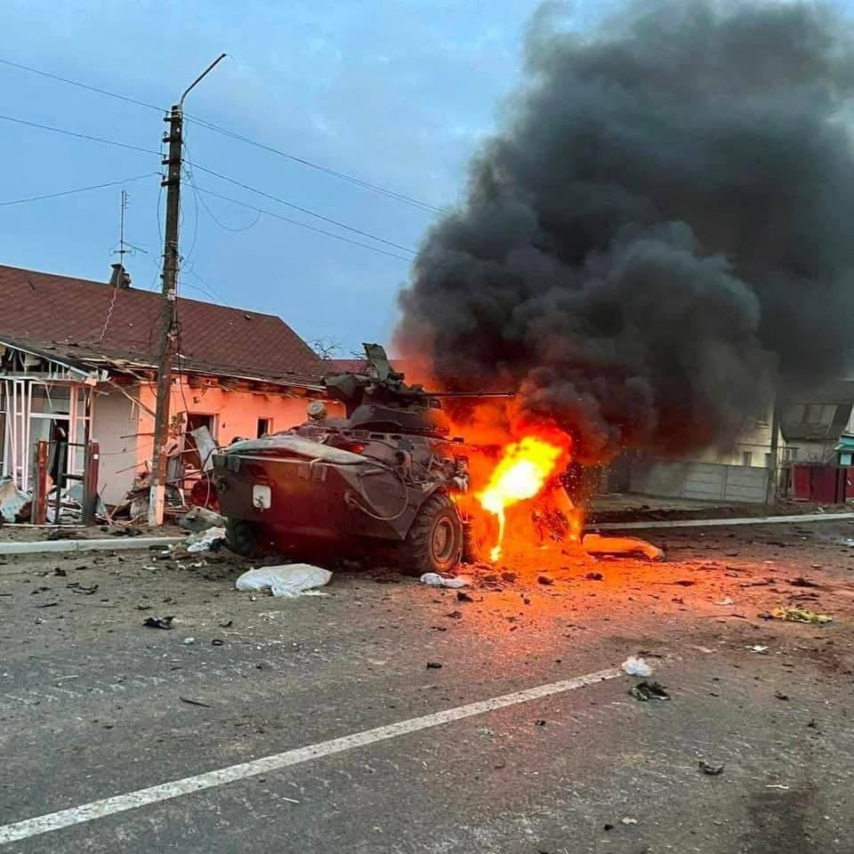 В Киеве терроборона уничтожила колонну российской техники (ФОТО)