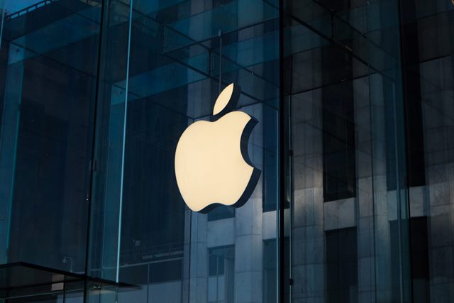 Apple официально прекратила работу в России