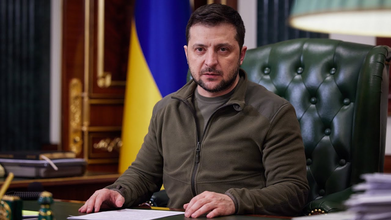 Зеленский подписал закон о продлении военного положения до 25 апреля