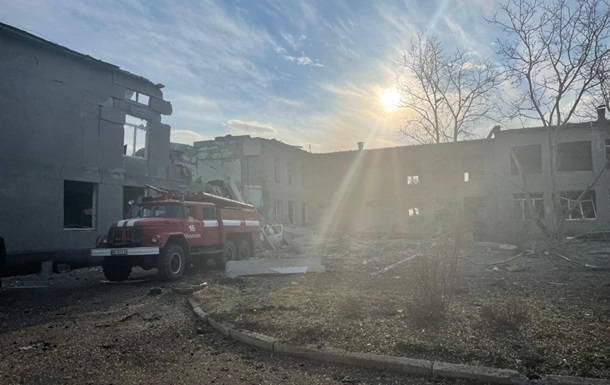 В Николаевской области оккупанты разбомбили школу (ФОТО)