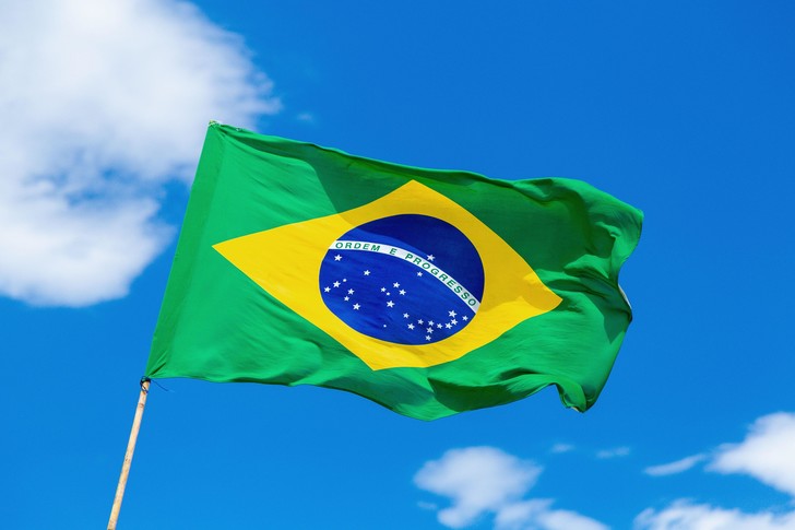 Президент Бразилии отозвал посла на фоне спора с Израилем