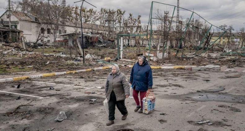 Жители Киевской области, пострадавшие от войны, за собственные средства восстанавливают дома