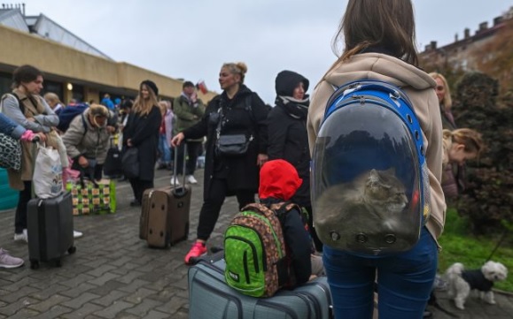 Эстония хочет перенаправить в Финляндию прибывающих в страну украинских беженцев