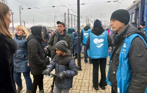 Бесплатная эвакуация: как доехать автобусами из Львова в Польшу