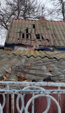 Ночью Запорожский район обстреляли из РСЗО: снарядами повреждены ЛЭП, автомобили и здания