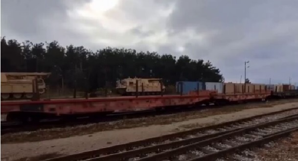 В Греции сошла с рельсов платформа поезда с танками НАТО для Восточной Европы