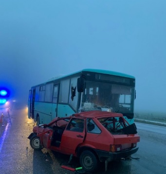 В Николаевской области &#8212; ДТП c ВАЗом и рейсовым автобусом: пятеро пострадавших