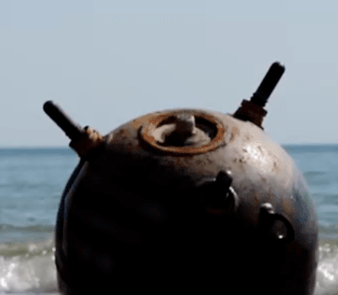 На пляже в Одесской области взорвалась российская мина