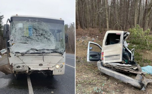 В Хмельницкой области столкнулись Peugeot Partner и автобус: погибли пожилая женщина и девушка