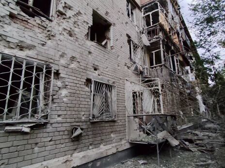 Топят дровами в квартирах: журналисты рассказали о тяжелой зиме жителей Лимана