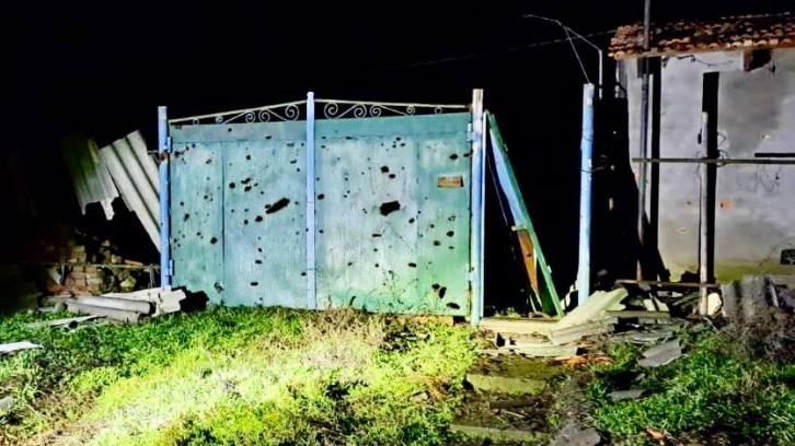 Повреждены ЛЭП, газопровод, дома: Никополь россияне обстреляли из тяжелой артиллерии