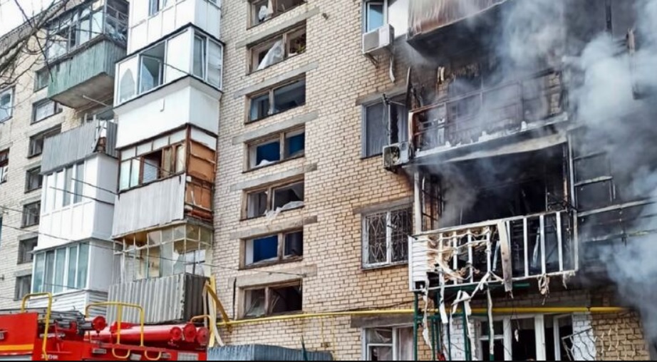 Спасатели ликвидировали пожар в представительстве Красного Креста в Херсоне