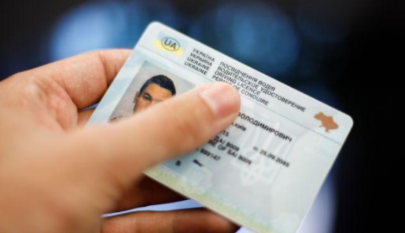 Где и как за границей украинцы могут обменять водительское удостоверение: инструкция