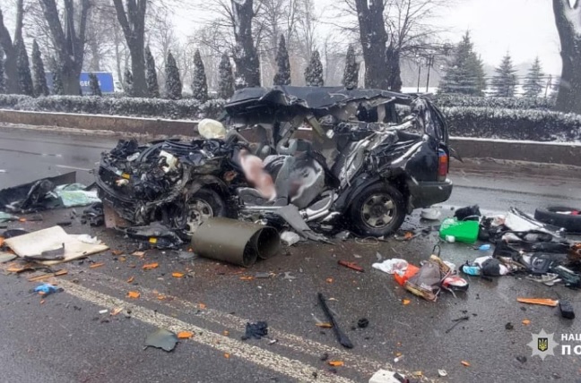 В Винницкой области &#8212; ДТП с грузовиком: Subaru Forester выехал на &#171;встречку&#187;, 2 погибших