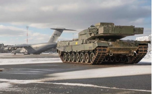 Канада отправила Украине первый танк Leopard 2, будет еще несколько
