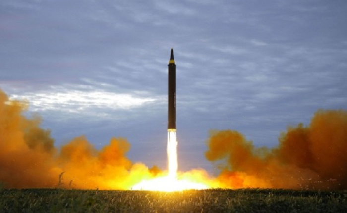 КНДР произвела испытательный пуск ракеты у восточного побережья в районе Синпхо