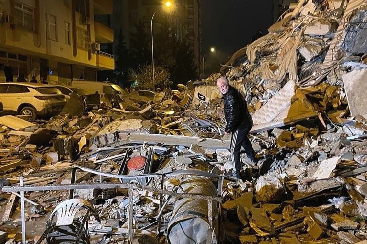 Количество жертв землетрясений в Сирии и Турции достигло 28 тысяч человек: спасательные работы приостановлены