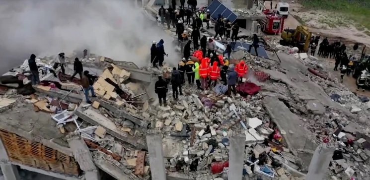 Число жертв землетрясений в Турции и Сирии превысило 23 тысячи