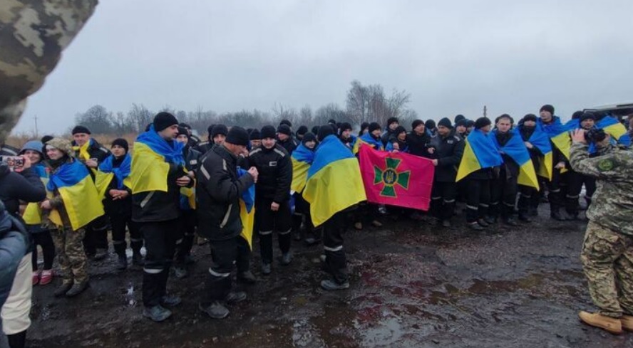 Украина вернула домой 130 военнослужащих в рамках нового обмена пленными