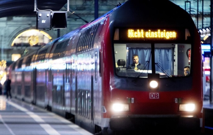 В Германии сегодня остановят на 4 дня грузовые и пассажирские поезда: железнодорожники проводят забастовку