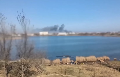 Под Одессой на заброшенном заводе произошел пожар