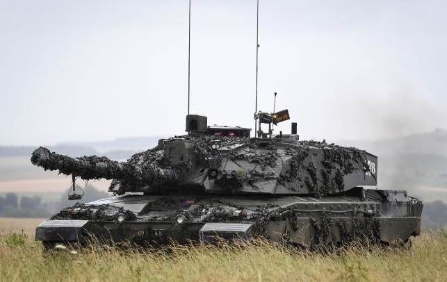 Запад передал Украине менее 100 современных танков, а РФ в месяц производит 50 &#8212; Bild