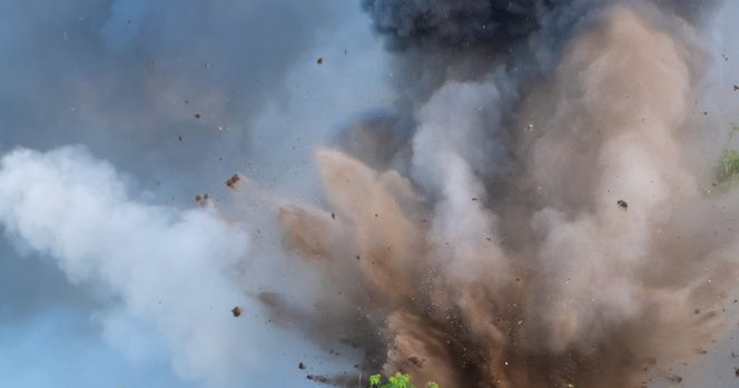 В Харьковской области 2 человека погибли: трактор подорвался на взрывном устройстве
