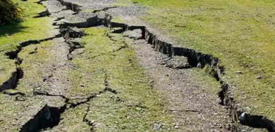 В Турции произошло 4-балльное землетрясение: его очаг залегал на глубине 7 километров