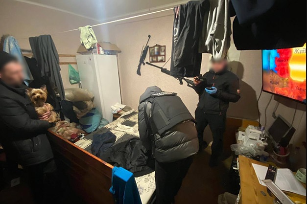 В Харькове накрыли бордель, где работали подростки и где были наркотики