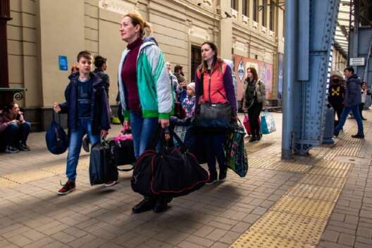 В Польше ухудшается отношение к украинским беженцам &#8212; опрос