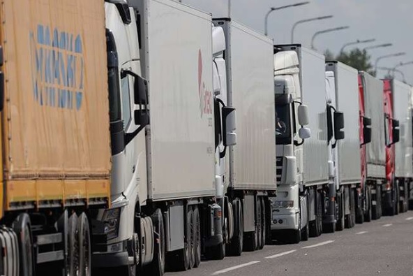 В очереди более 1000 грузовиков: поляки продолжают блокаду пунктов пропуска на украинской границе