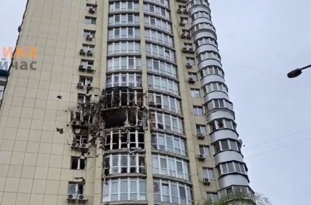 Разрушены несколько квартир: дроны РФ повредили жилой дом в Киеве