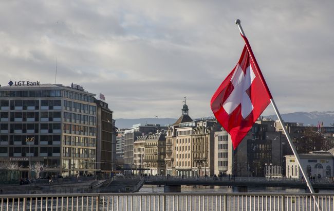 Швейцария продлила статус защиты для украинских беженцев до марта 2025 года