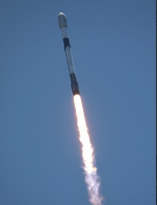 SpaceX вывела на орбиту на ракете Falcon 9 еще 51 спутник Starlink