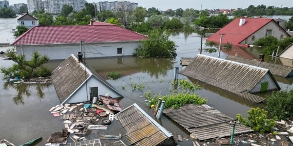 После подрыва Каховской ГЭС жителям затопленных Николаевщины и Херсонщины выплатят денежную компенсацию: названы суммы