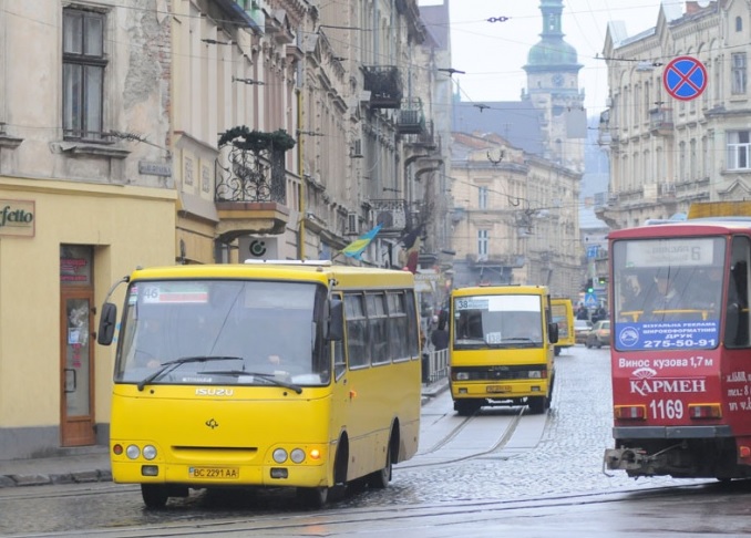 За 2023 год украинским перевозчикам государство компенсировало лишь 6% расходов на перевозку льготников