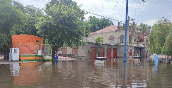 В Николаевской области из-за подтоплений после подрыва на Каховской ГЭС погиб человек